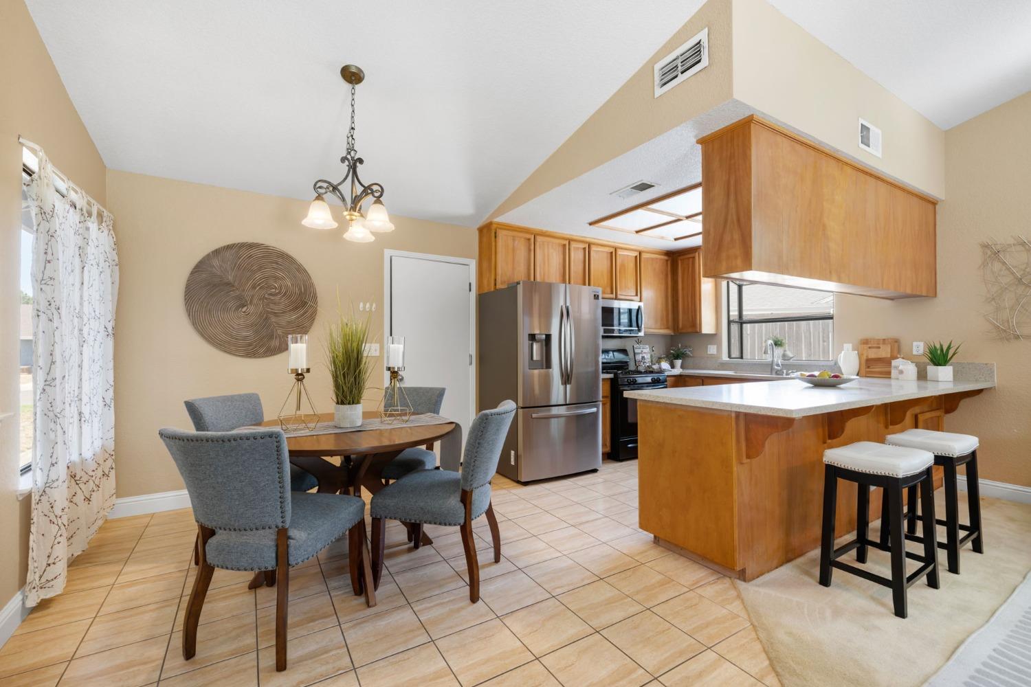 Warmuth Court, Antelope, California image 8