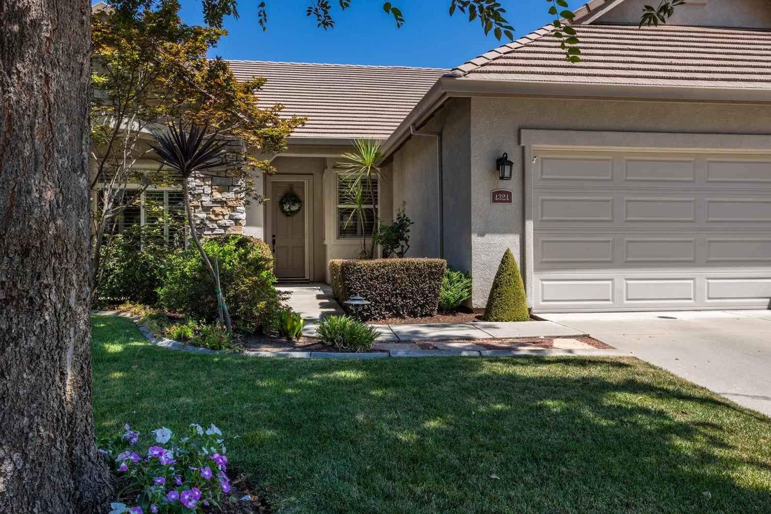 Detail Gallery Image 2 of 52 For 4324 Alsace Ln, Modesto,  CA 95356 - 4 Beds | 2 Baths