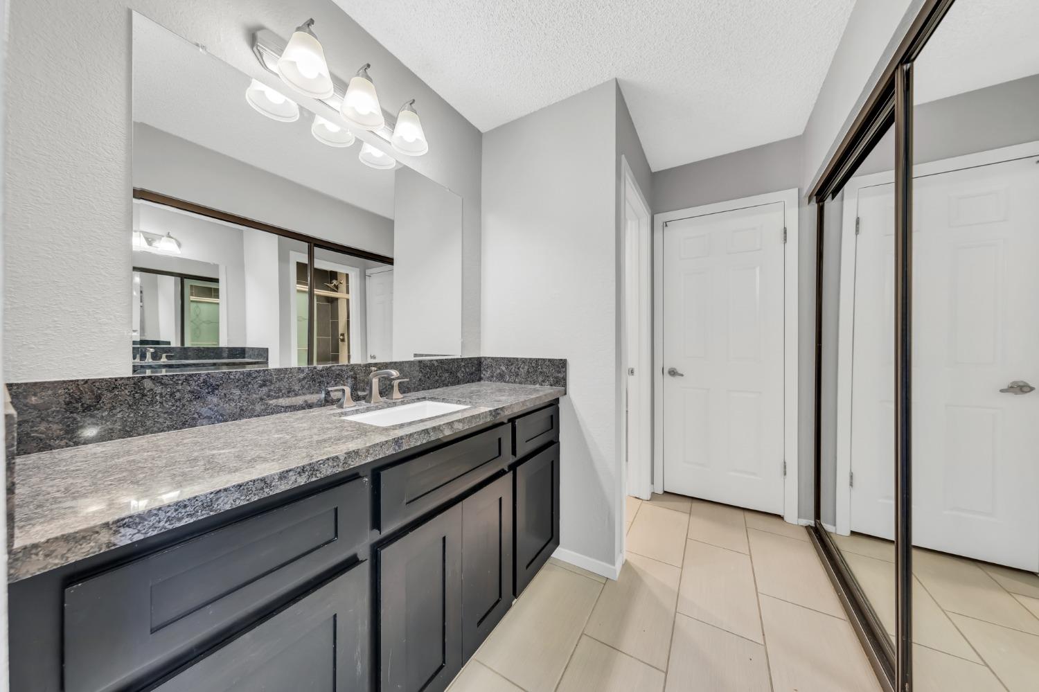 Detail Gallery Image 21 of 33 For 2280 Hurley Way #70,  Sacramento,  CA 95825 - 2 Beds | 2 Baths