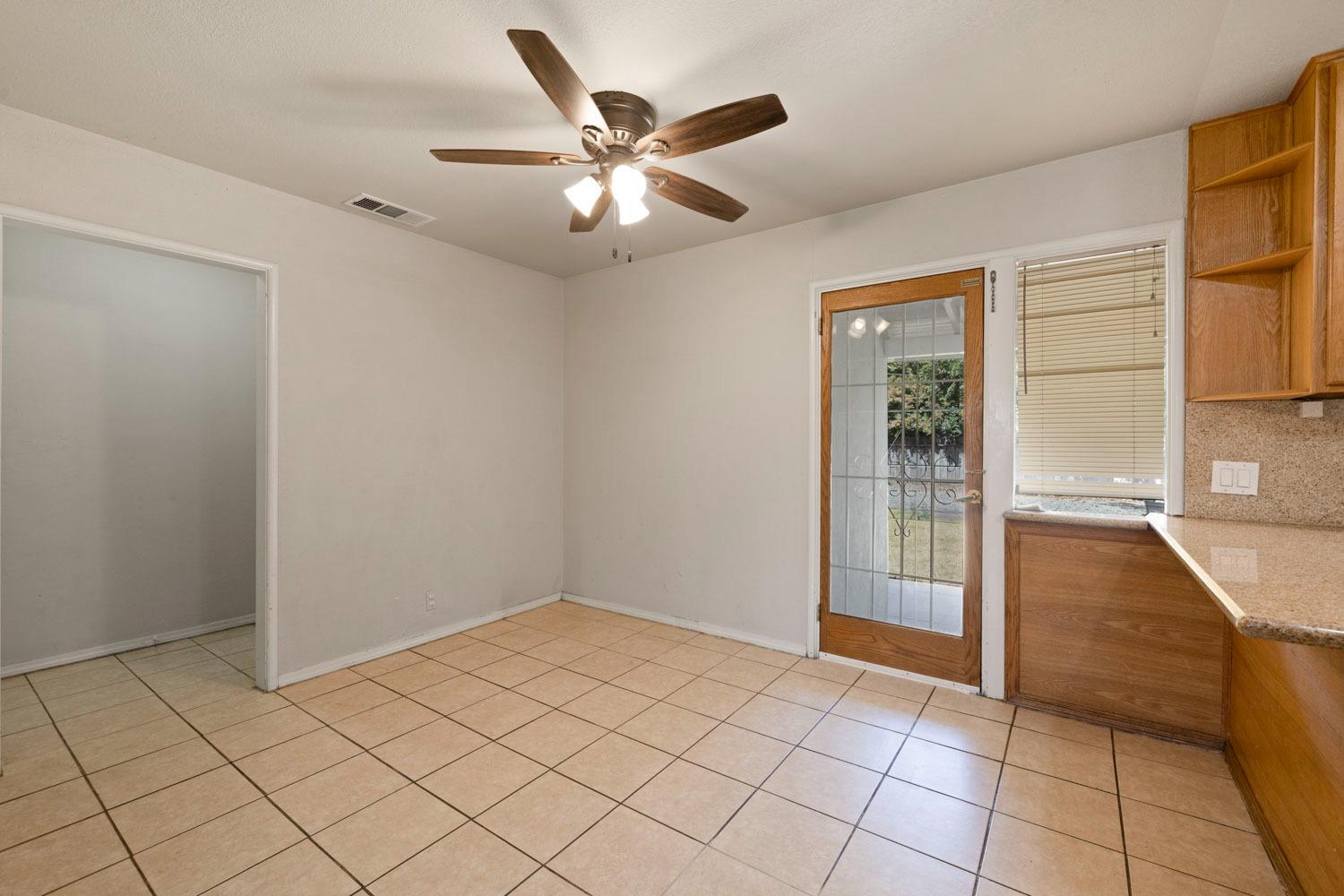 Detail Gallery Image 22 of 28 For 7501 Coral Ln, Stockton,  CA 95207 - 3 Beds | 2 Baths