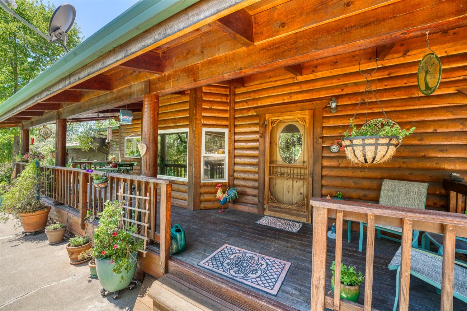 Detail Gallery Image 5 of 56 For 2652 Leaning Tree Rd, Placerville,  CA 95667 - 3 Beds | 2/1 Baths