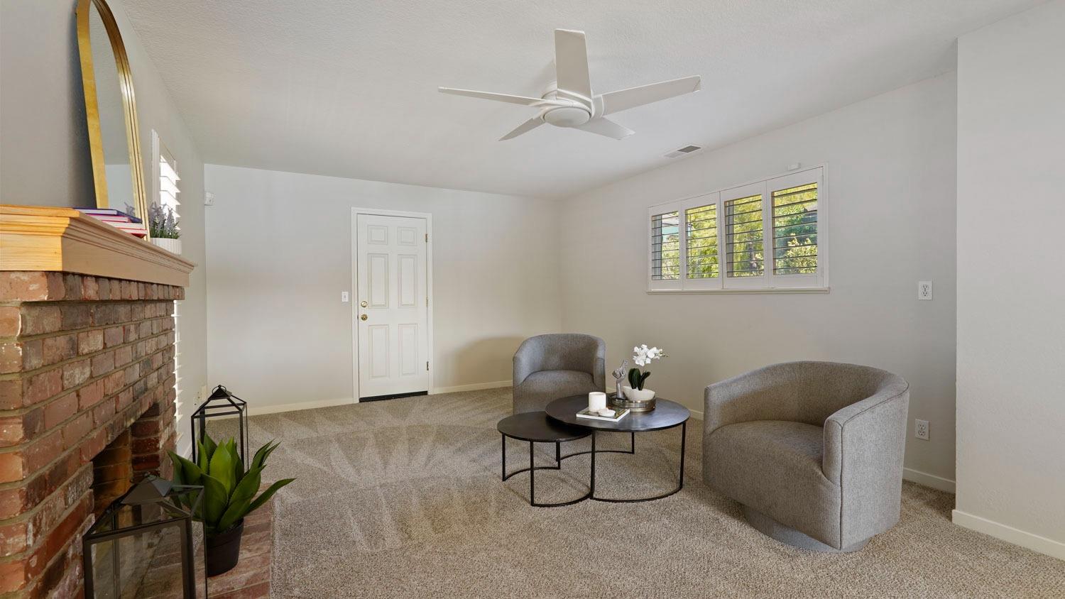 Detail Gallery Image 8 of 71 For 2164 Canyon Creek Dr, Stockton,  CA 95207 - 3 Beds | 2/1 Baths