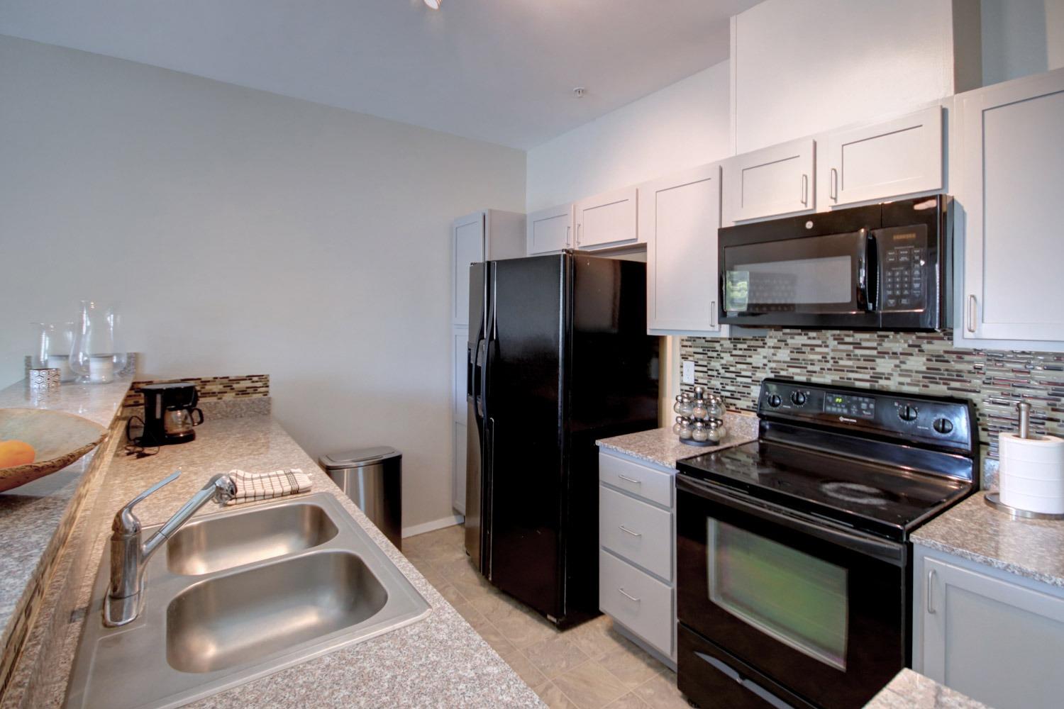 Detail Gallery Image 14 of 26 For 4200 E Commerce Way #2522,  Sacramento,  CA 95834 - 1 Beds | 1 Baths