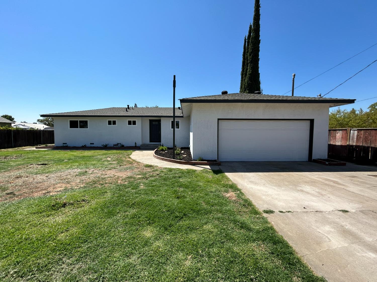 Detail Gallery Image 1 of 1 For 1678 2nd Ave, Olivehurst,  CA 95961 - 3 Beds | 2 Baths