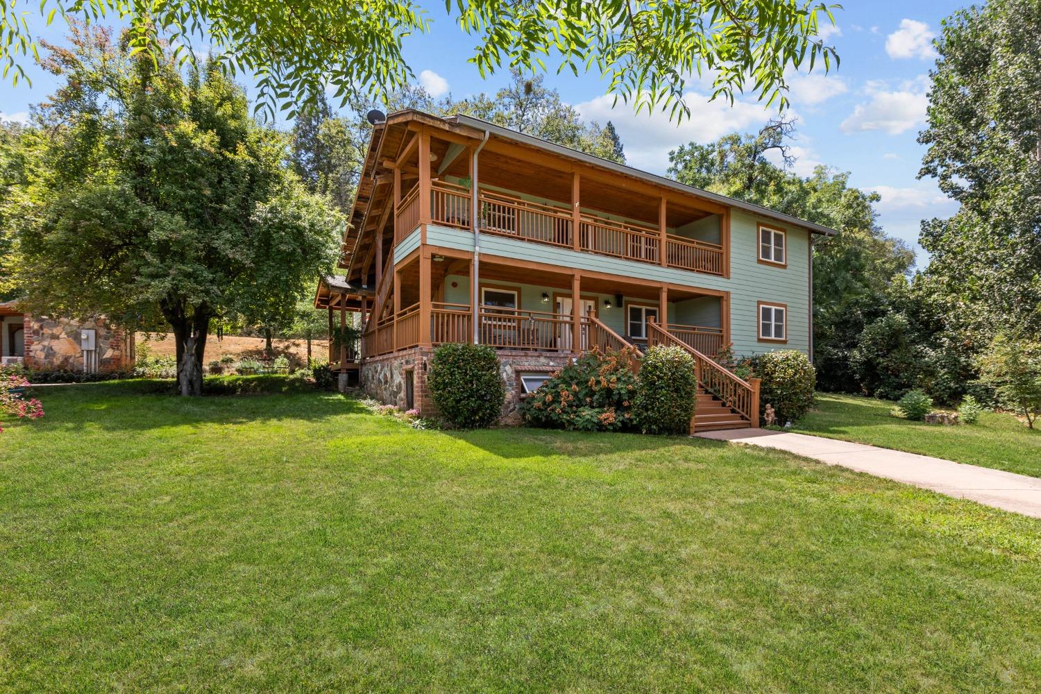 Detail Gallery Image 1 of 76 For 27949 Cherokee St, Nevada City,  CA 95959 - 8 Beds | 8/1 Baths