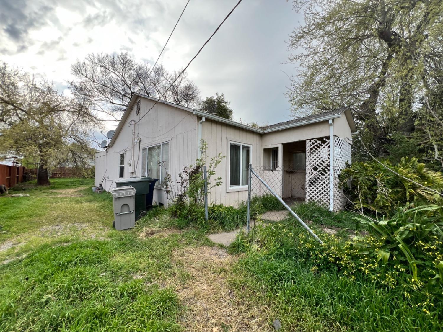 Detail Gallery Image 1 of 1 For 3717 Ripley St, Sacramento,  CA 95838 - 2 Beds | 1 Baths