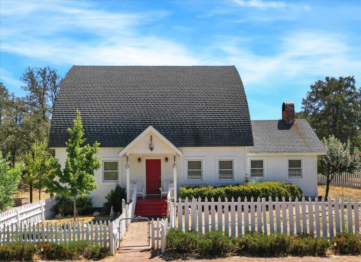 Detail Gallery Image 1 of 97 For 13050 Discovery Way, Nevada City,  CA 95959 - 2 Beds | 2/1 Baths