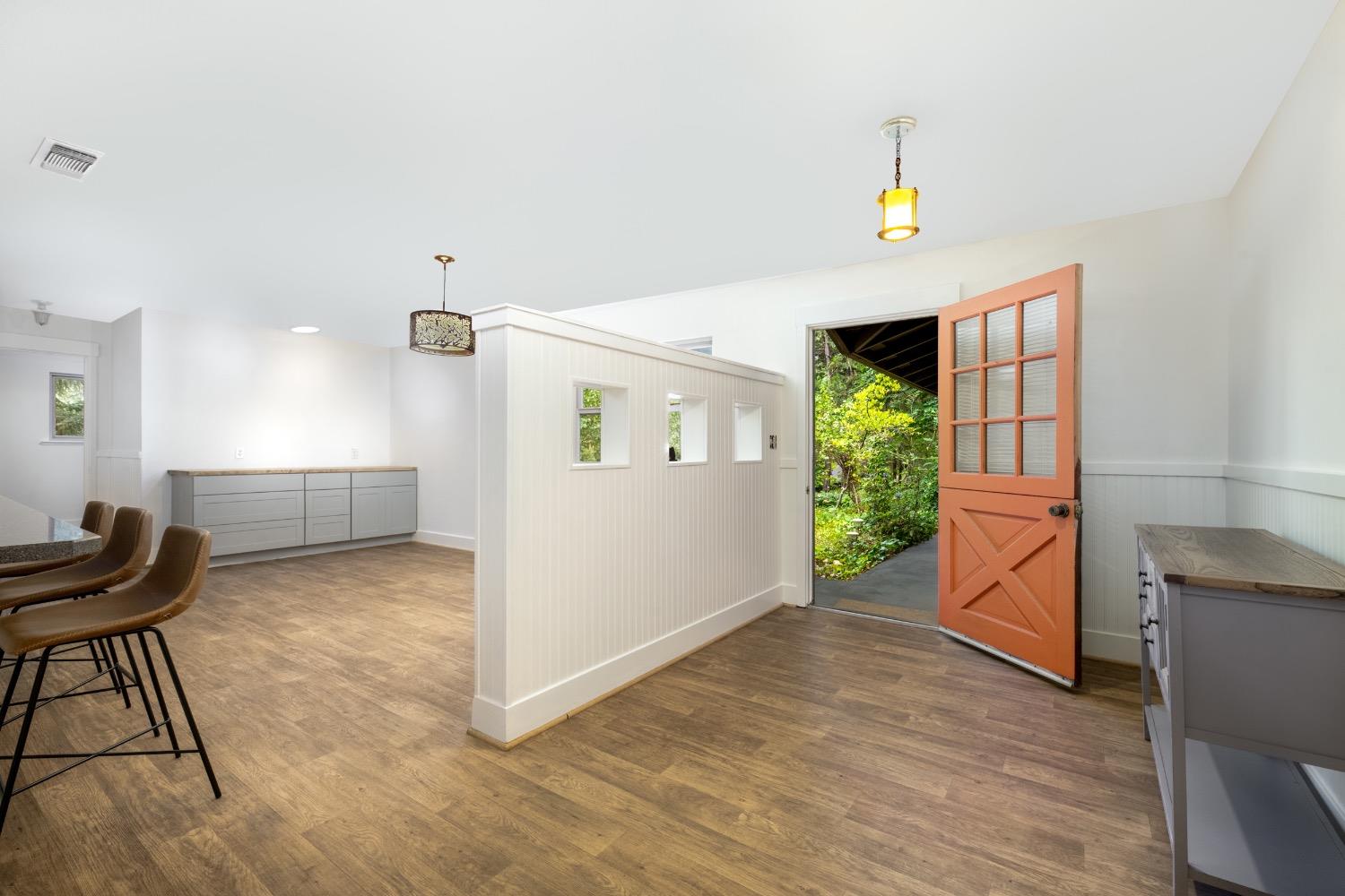 Detail Gallery Image 6 of 40 For 12200 Poke Pl, Nevada City,  CA 95959 - 3 Beds | 2 Baths