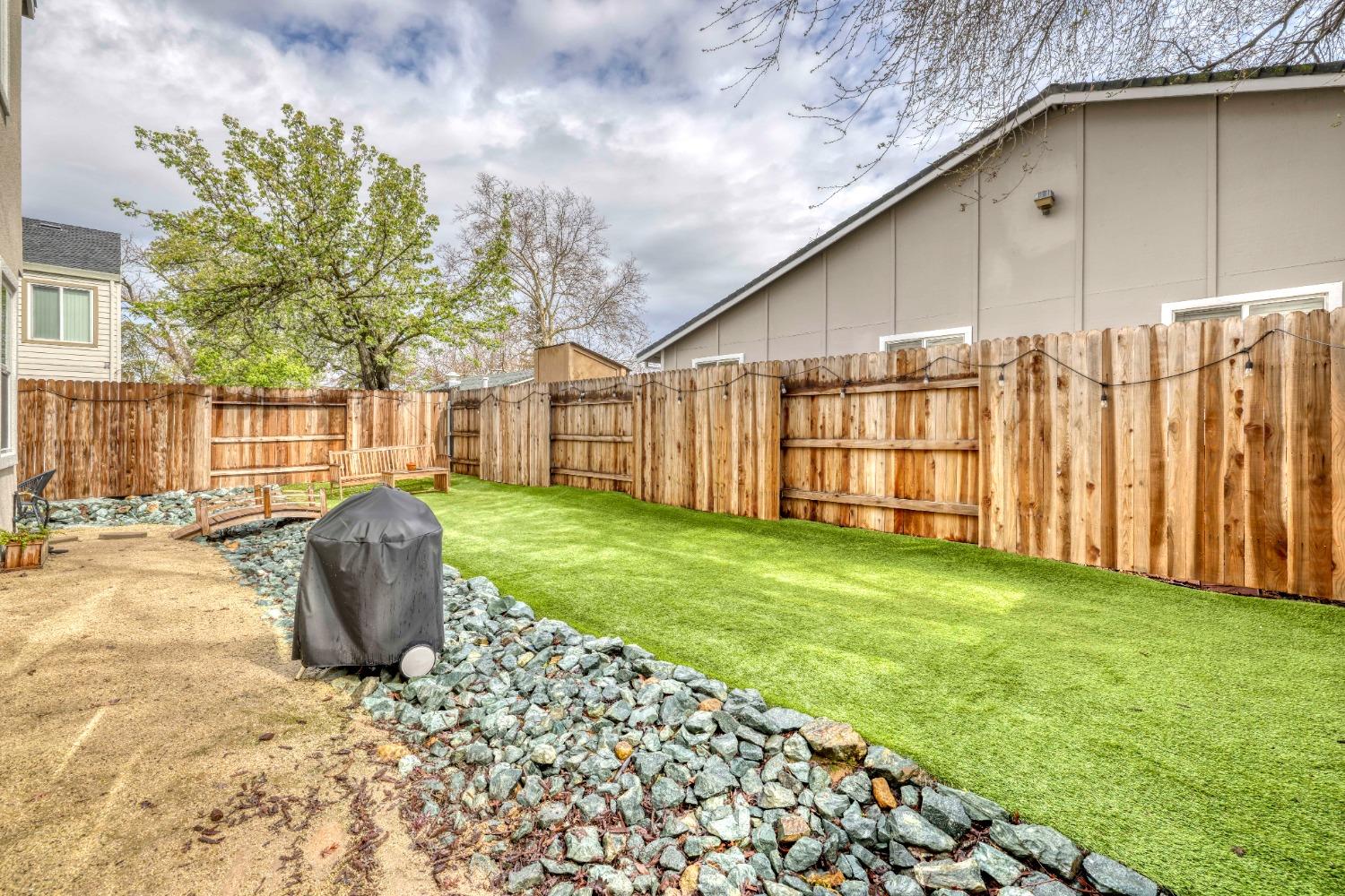 Detail Gallery Image 25 of 27 For 2251 Monte Cassino Ln, Sacramento,  CA 95825 - 2 Beds | 2/1 Baths