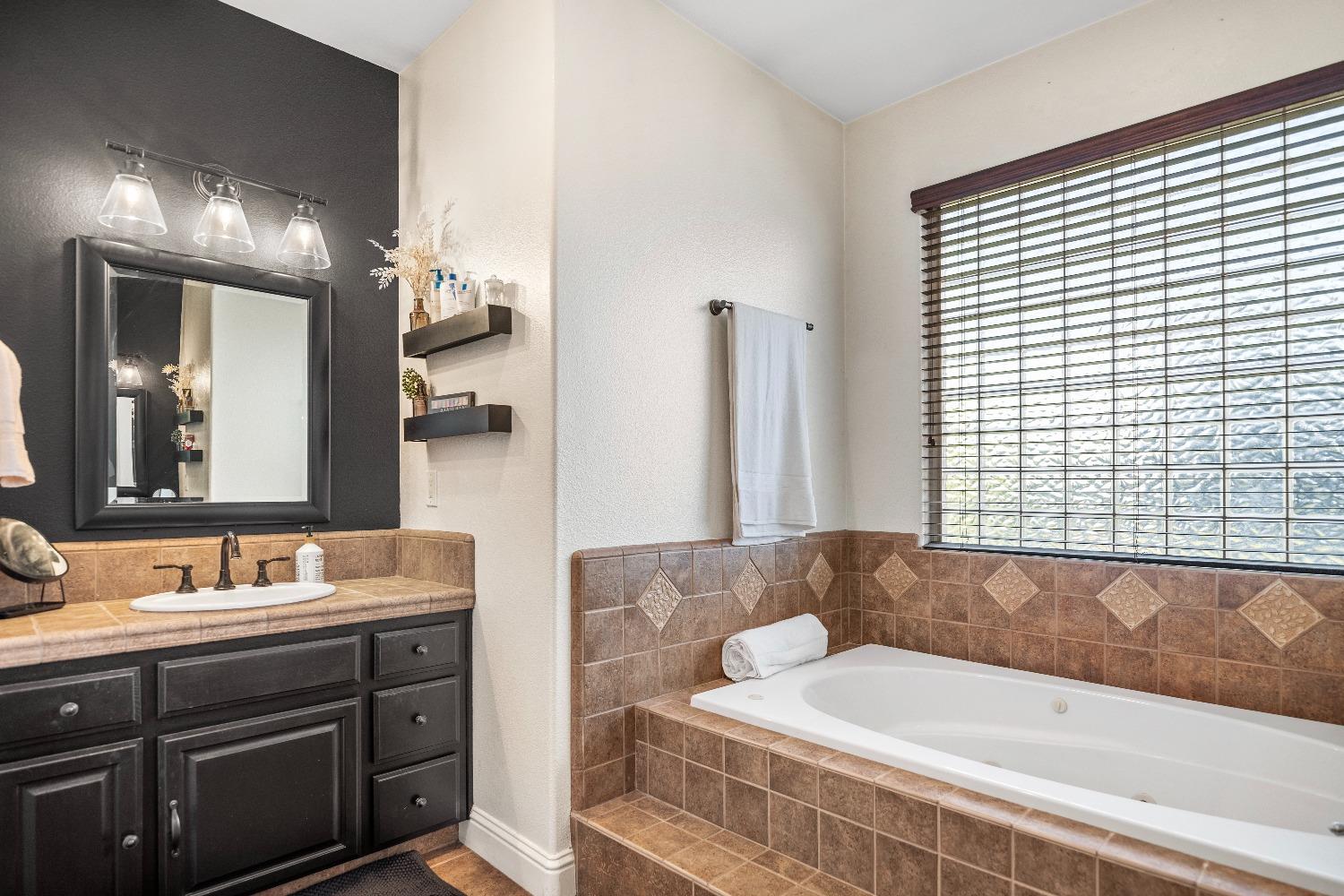 Detail Gallery Image 44 of 55 For 10224 Atlas Ct, Oakdale,  CA 95361 - 3 Beds | 2 Baths