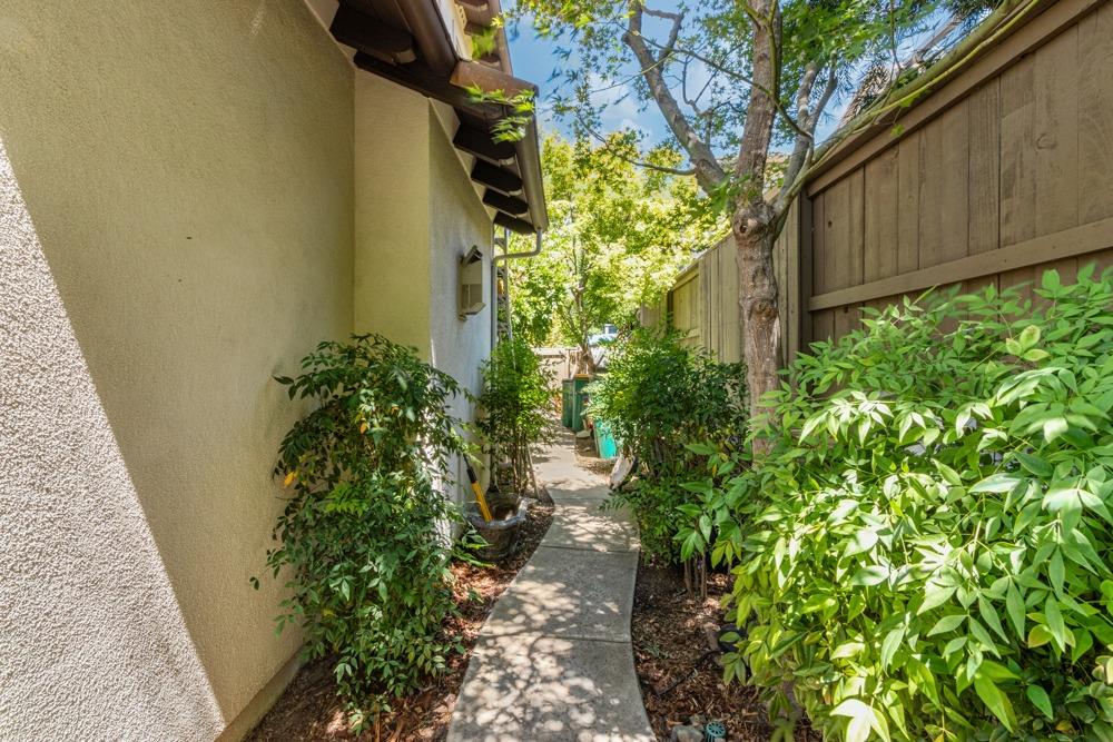 Detail Gallery Image 75 of 83 For 3516 Leonardo Way, El Dorado Hills,  CA 95762 - 4 Beds | 3/1 Baths