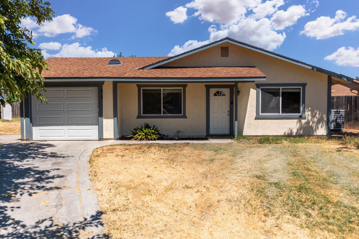 Detail Gallery Image 1 of 1 For 8709 Tulare Ct, Elk Grove,  CA 95624 - 3 Beds | 2 Baths