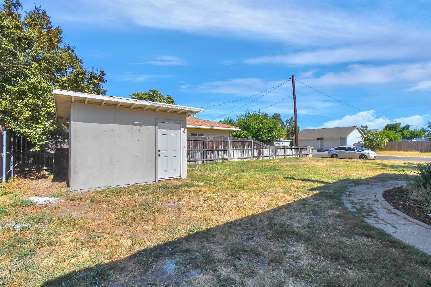 F Street, Biggs, California image 35