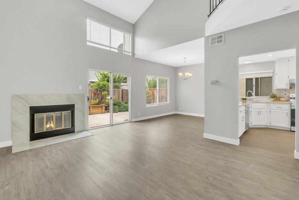 Detail Gallery Image 12 of 51 For 5539 Civic Terrace Ave, Newark,  CA 94560 - 3 Beds | 2/1 Baths