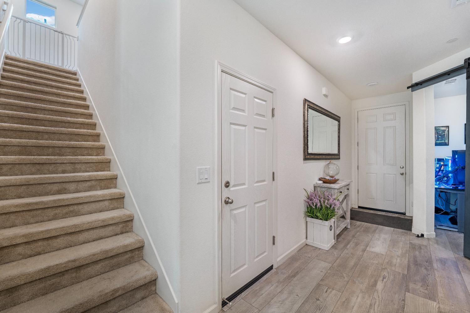 Detail Gallery Image 8 of 36 For 10764 Rovigo Way, Stockton,  CA 95209 - 3 Beds | 2/1 Baths