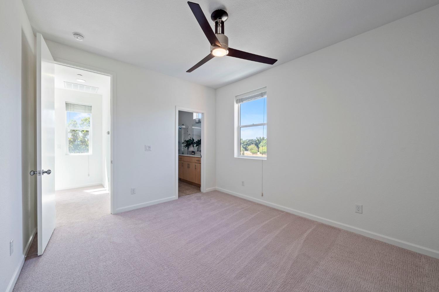 Graphite Lane, West Sacramento, CA, 95691-2859