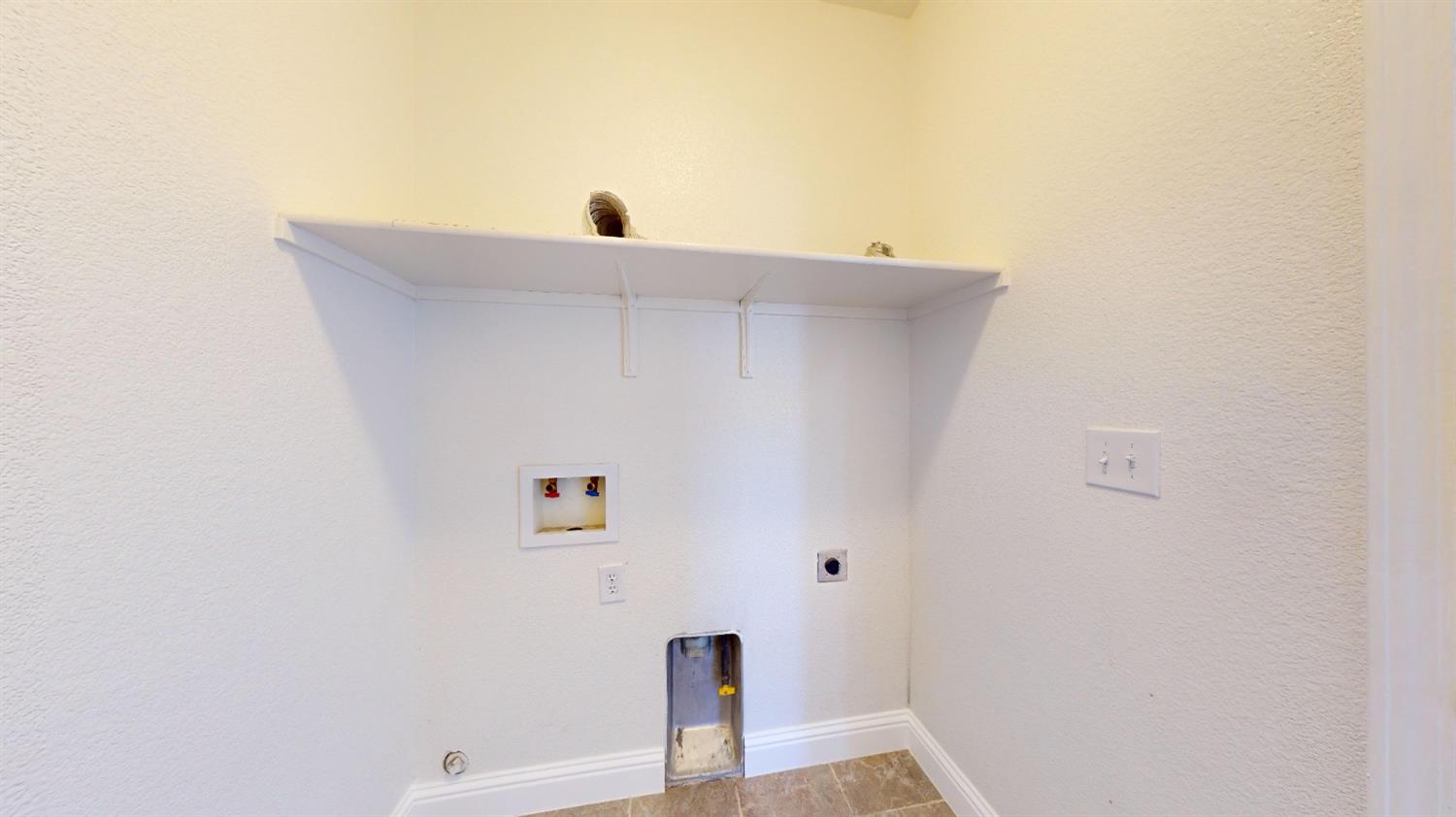 Detail Gallery Image 33 of 55 For 17305 S Evening Breeze Ln, Lathrop,  CA 95330 - 4 Beds | 2/1 Baths