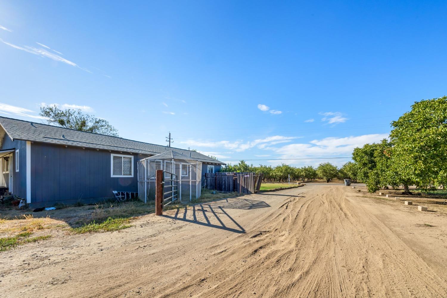 Oswald Avenue, Yuba City, California image 6