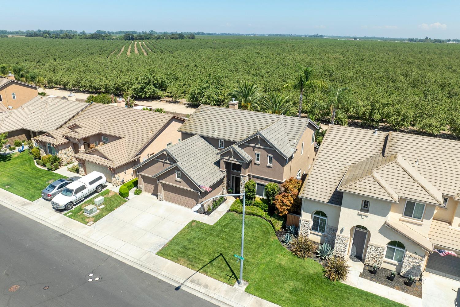 Detail Gallery Image 3 of 64 For 5908 Trailwood Dr, Salida,  CA 95368 - 4 Beds | 3 Baths