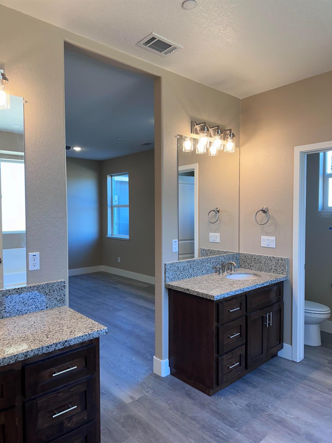 Detail Gallery Image 12 of 15 For 455 Joshua Ct, Atwater,  CA 95301 - 3 Beds | 2/1 Baths