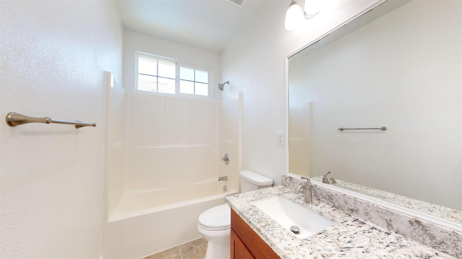 Detail Gallery Image 27 of 55 For 17305 S Evening Breeze Ln, Lathrop,  CA 95330 - 4 Beds | 2/1 Baths