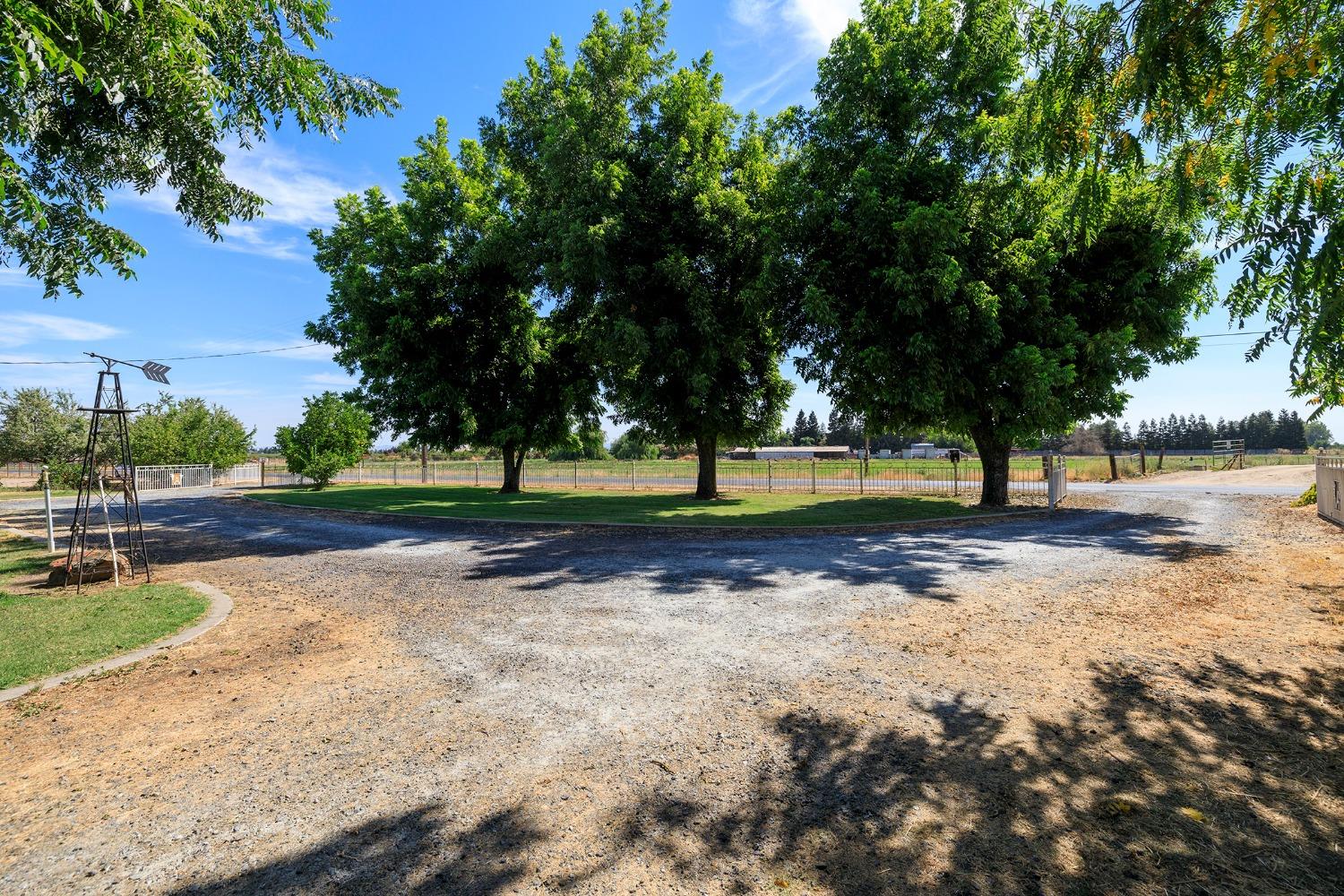 Detail Gallery Image 37 of 72 For 14367 Henry Rd, Oakdale,  CA 95361 - 4 Beds | 2 Baths