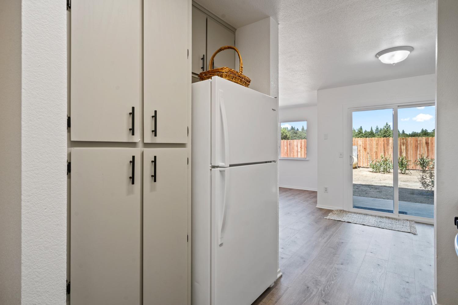 Detail Gallery Image 7 of 18 For 2341 Green Wing, Placerville,  CA 95667 - 3 Beds | 1/1 Baths