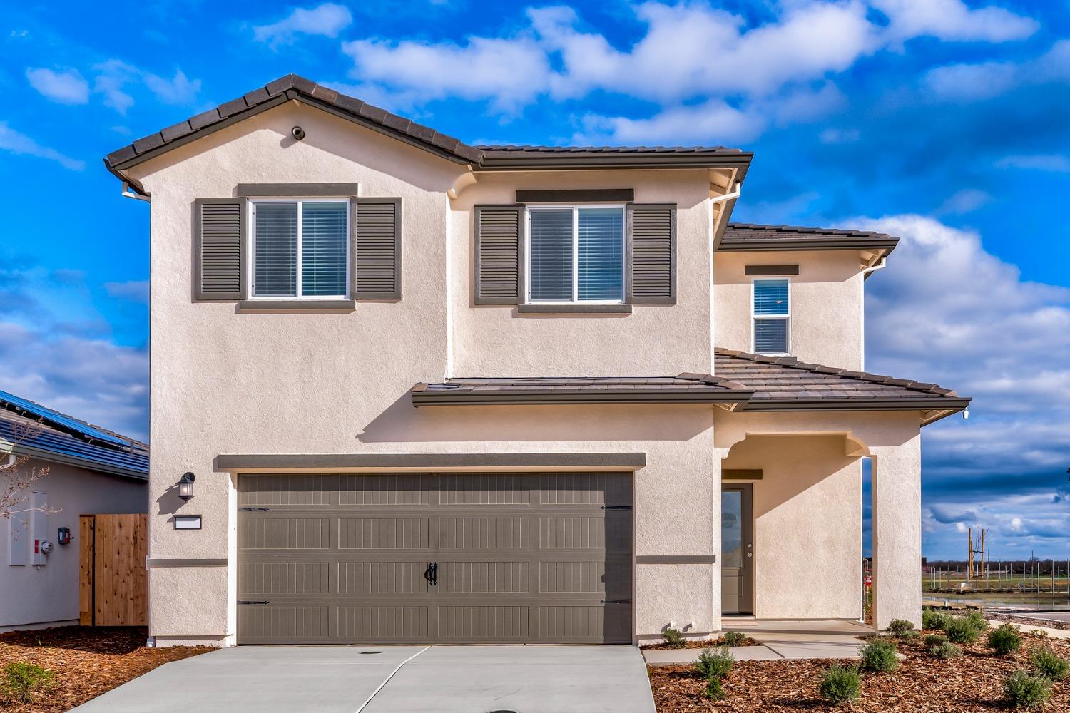 Detail Gallery Image 1 of 8 For 1063 Aiden Dr, Newman,  CA 95360 - 4 Beds | 2/1 Baths