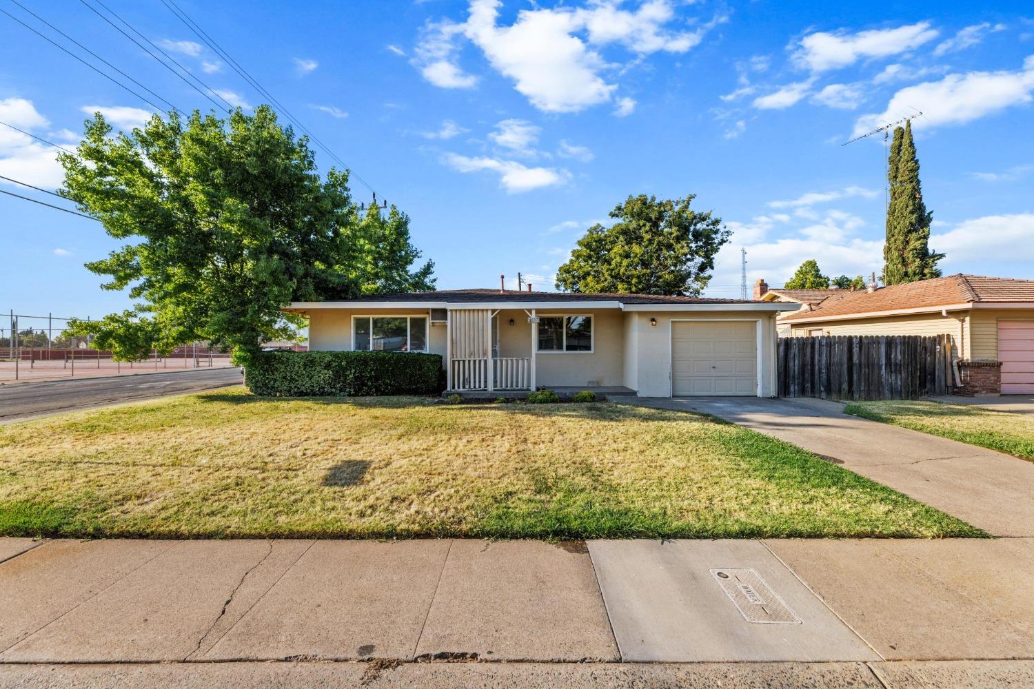 3657 Redding Avenue, Sacramento, California image 2