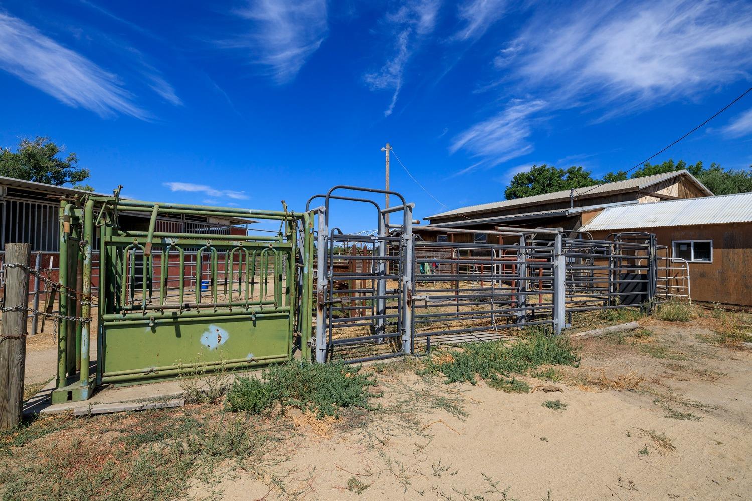 Detail Gallery Image 59 of 72 For 14367 Henry Rd, Oakdale,  CA 95361 - 4 Beds | 2 Baths