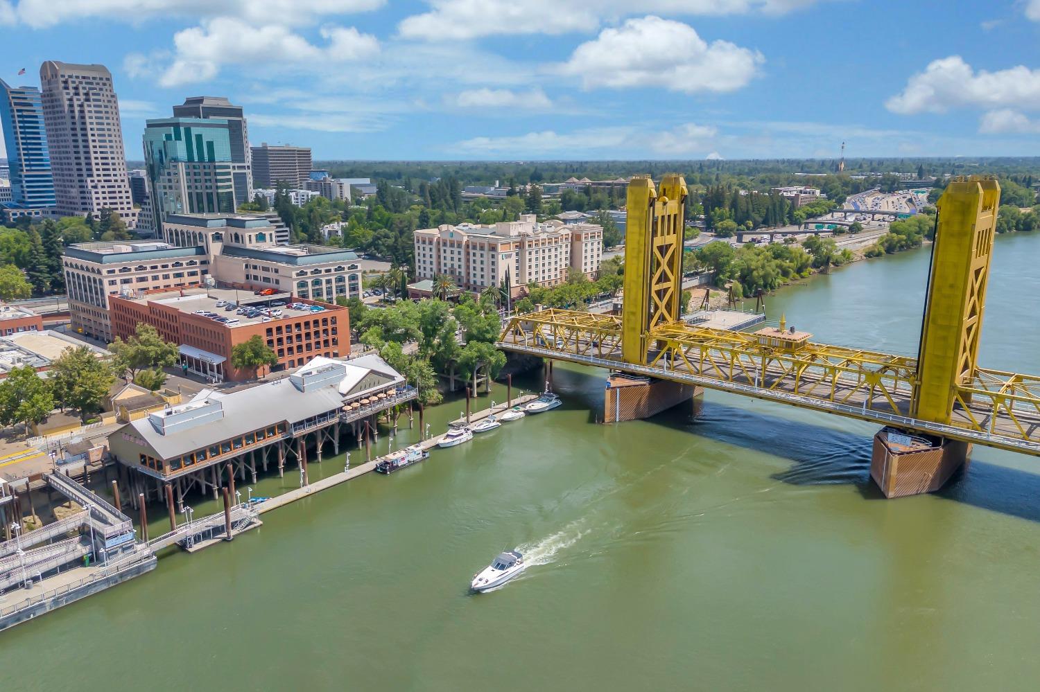 Detail Gallery Image 56 of 65 For 1818 L St #812,  Sacramento,  CA 95811 - 2 Beds | 2 Baths