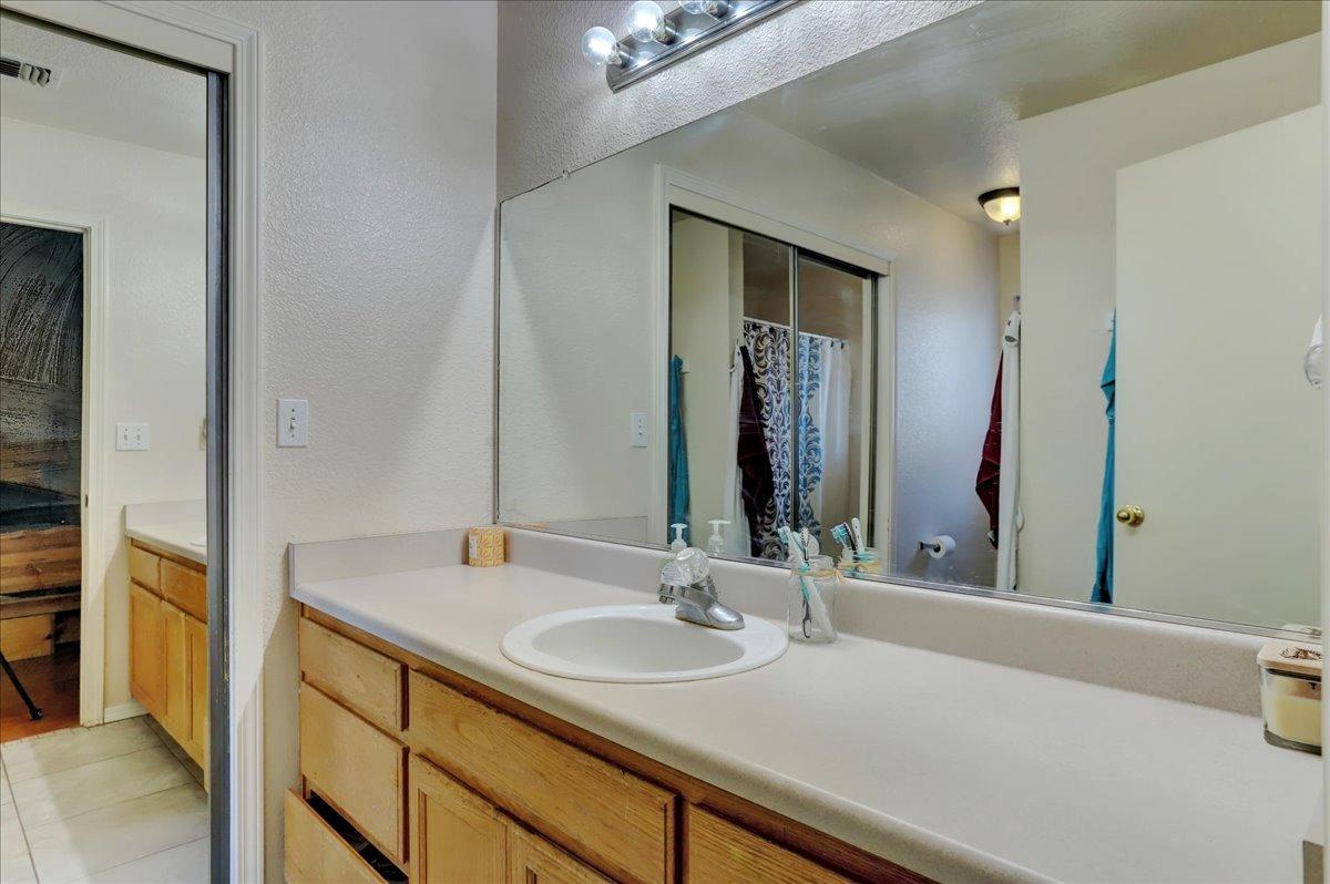 Detail Gallery Image 24 of 41 For 8145 Quartz Ln, –,  CA 95977 - 3 Beds | 2 Baths