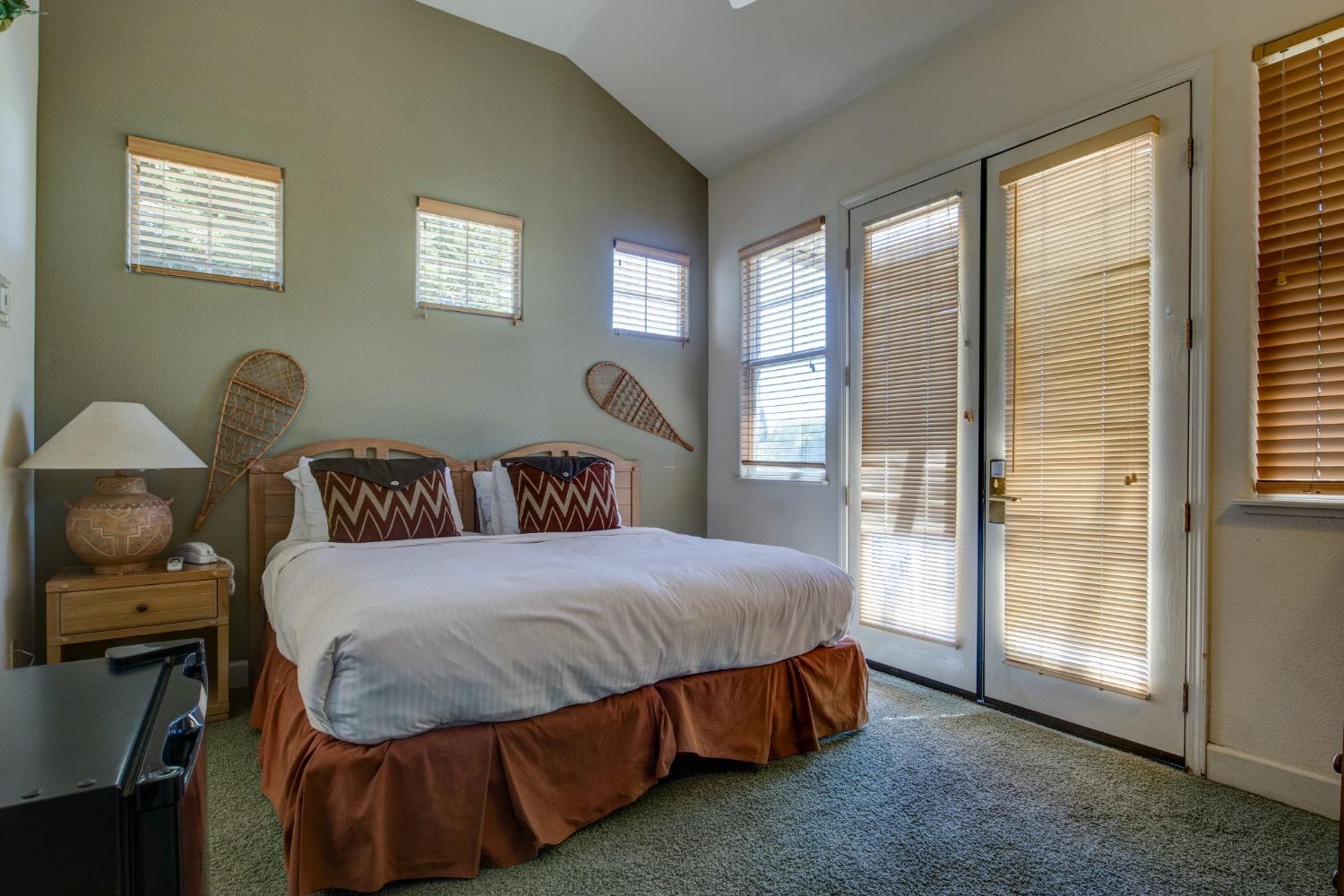 Detail Gallery Image 14 of 51 For 33 Quail Hollow Ln, Copperopolis,  CA 95228 - 2 Beds | 2 Baths