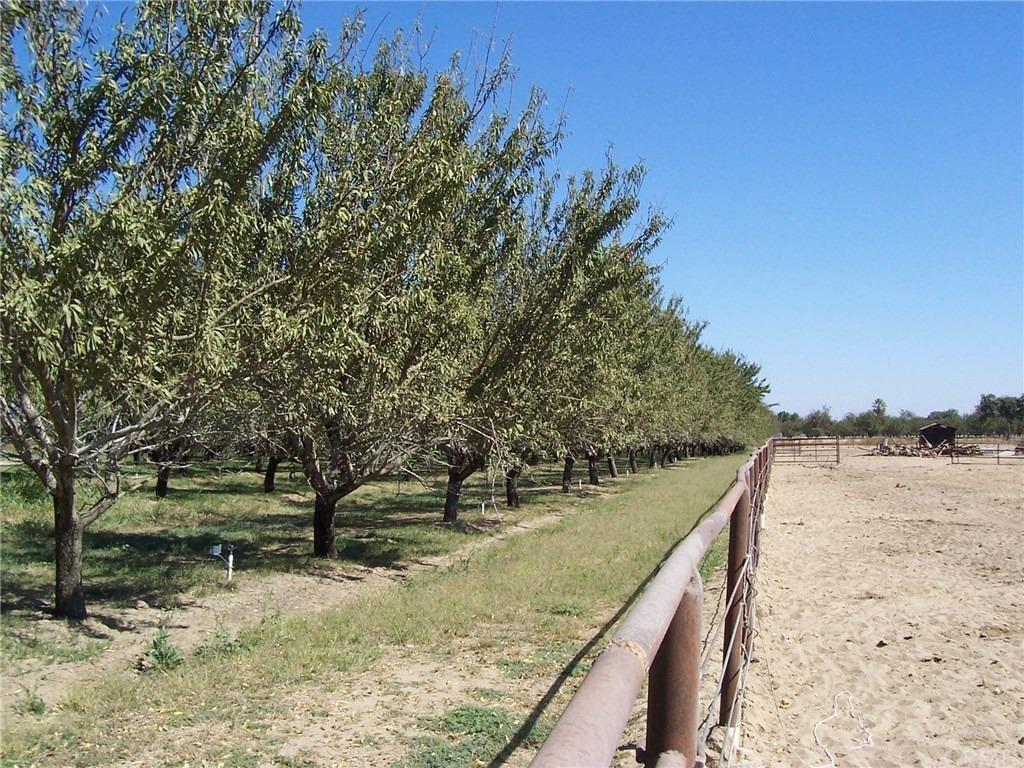 White Crane Rd, Livingston, California image 1