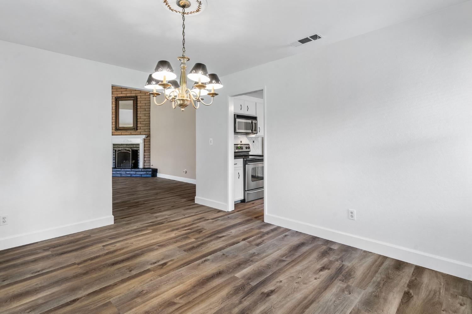 Detail Gallery Image 16 of 43 For 1001 W Lincoln Rd #I,  Stockton,  CA 95207 - 2 Beds | 2 Baths