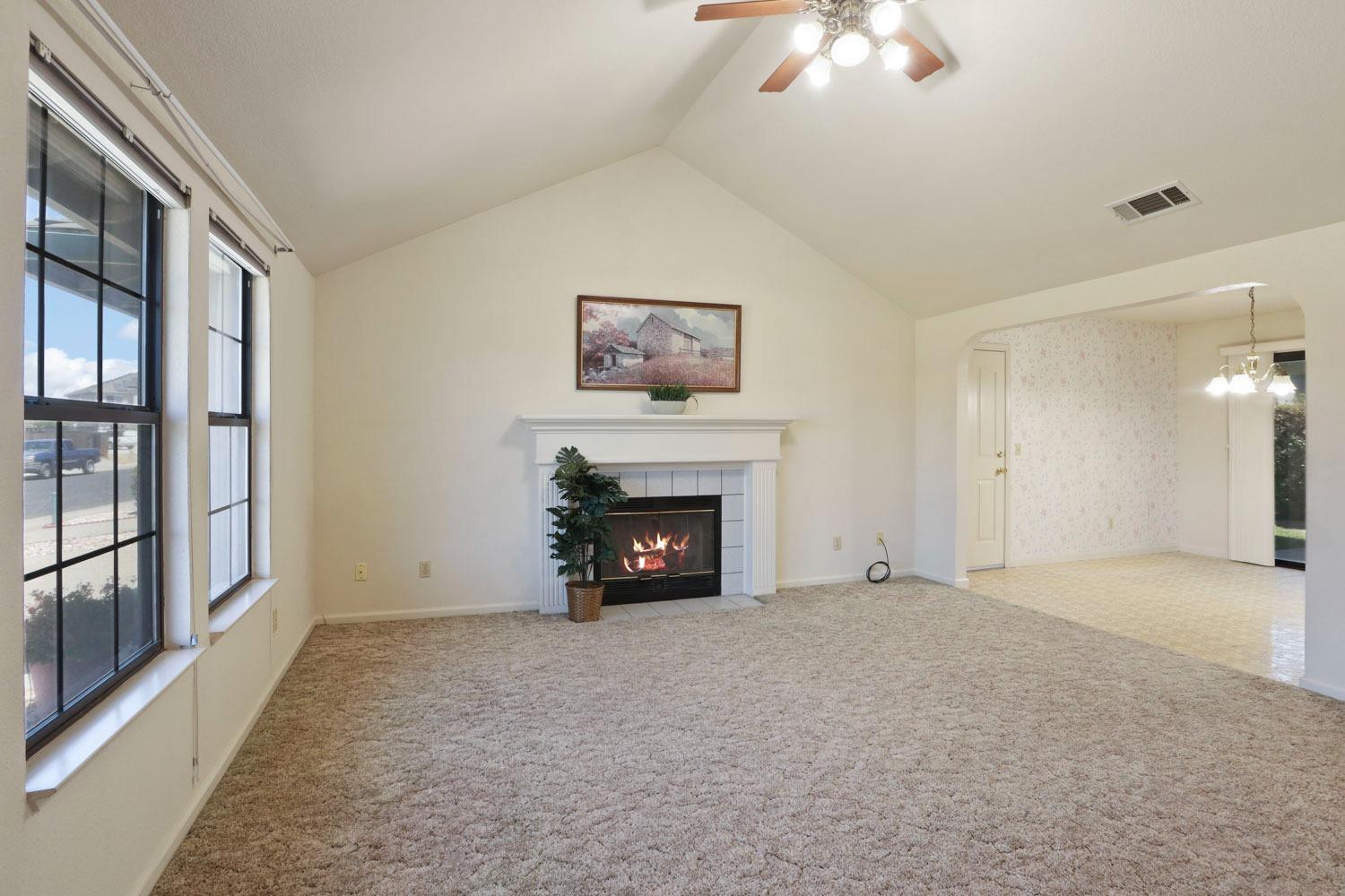 Detail Gallery Image 7 of 36 For 550 Tappan Pl, Manteca,  CA 95336 - 3 Beds | 2 Baths