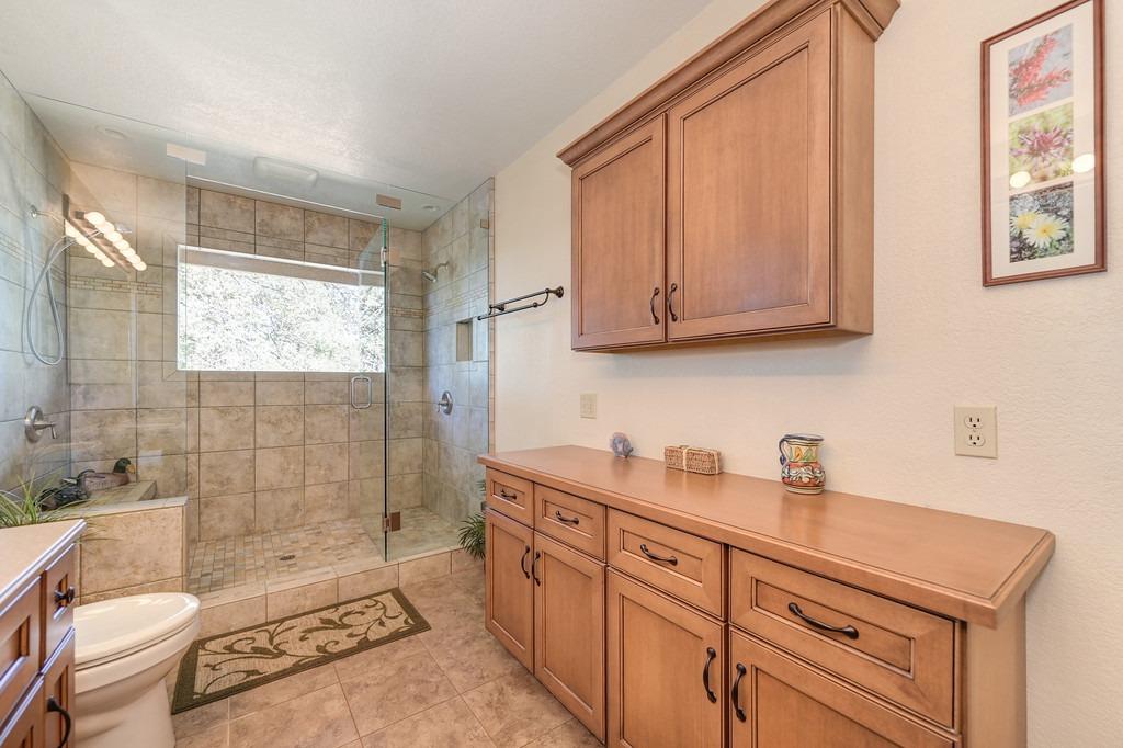 Detail Gallery Image 45 of 76 For 2220 Rycarba Ln, Cool,  CA 95614 - 3 Beds | 2/1 Baths