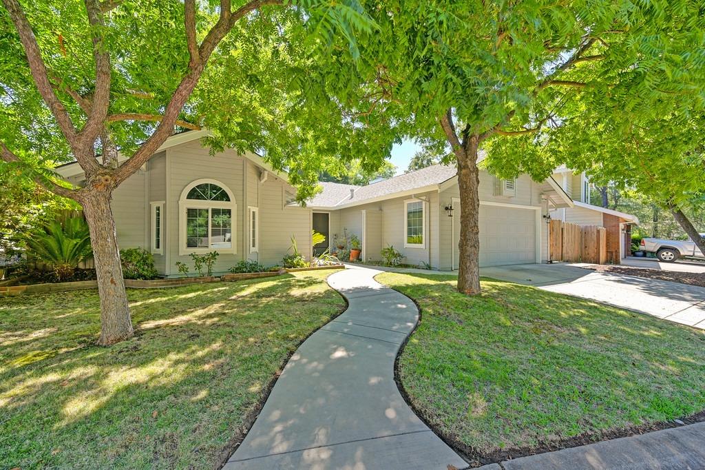 Detail Gallery Image 1 of 1 For 6540 Shadow Hawk Dr, Citrus Heights,  CA 95621 - 3 Beds | 2 Baths