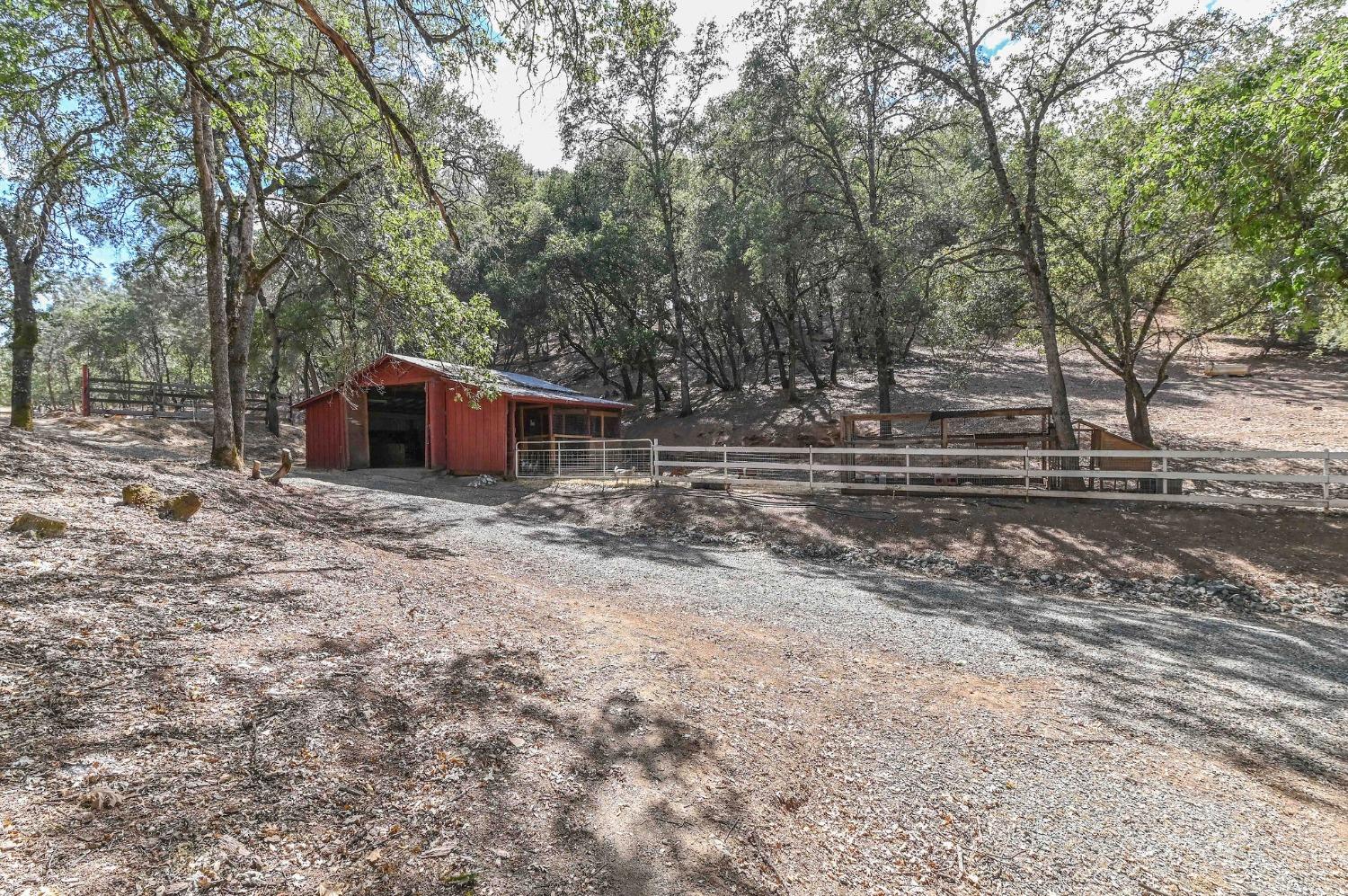 Detail Gallery Image 65 of 78 For 1401 Big Curve Ct, Placerville,  CA 95667 - 3 Beds | 3 Baths