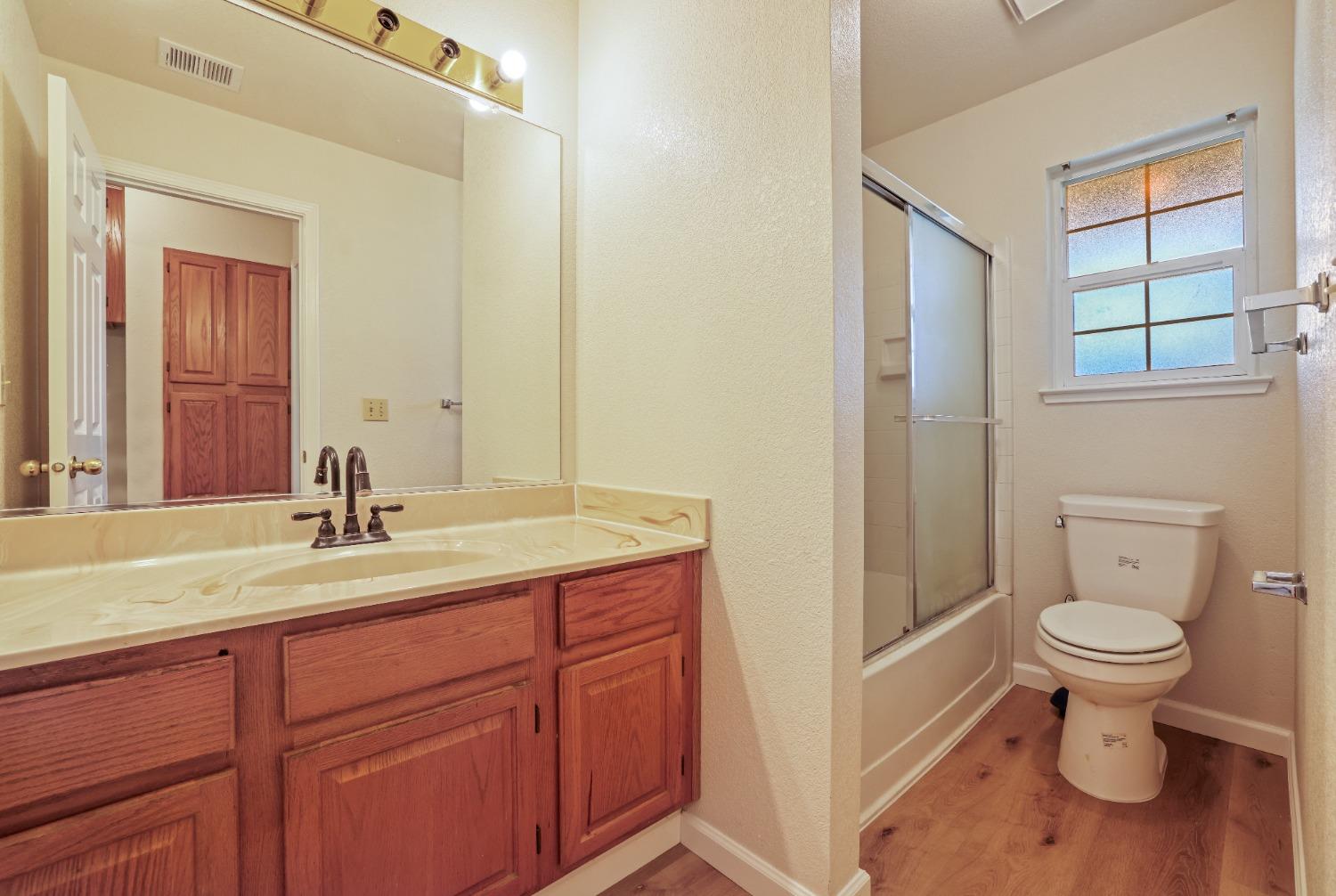 Detail Gallery Image 17 of 30 For 2308 Quail Meadow Dr, Modesto,  CA 95355 - 3 Beds | 2 Baths