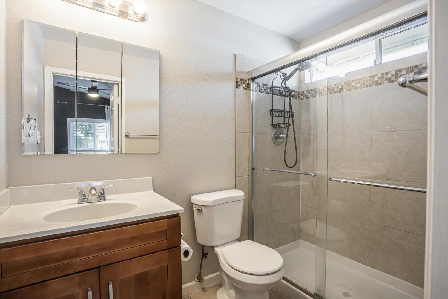 Detail Gallery Image 18 of 30 For 4104 Boone Ln, Sacramento,  CA 95821 - 3 Beds | 2 Baths