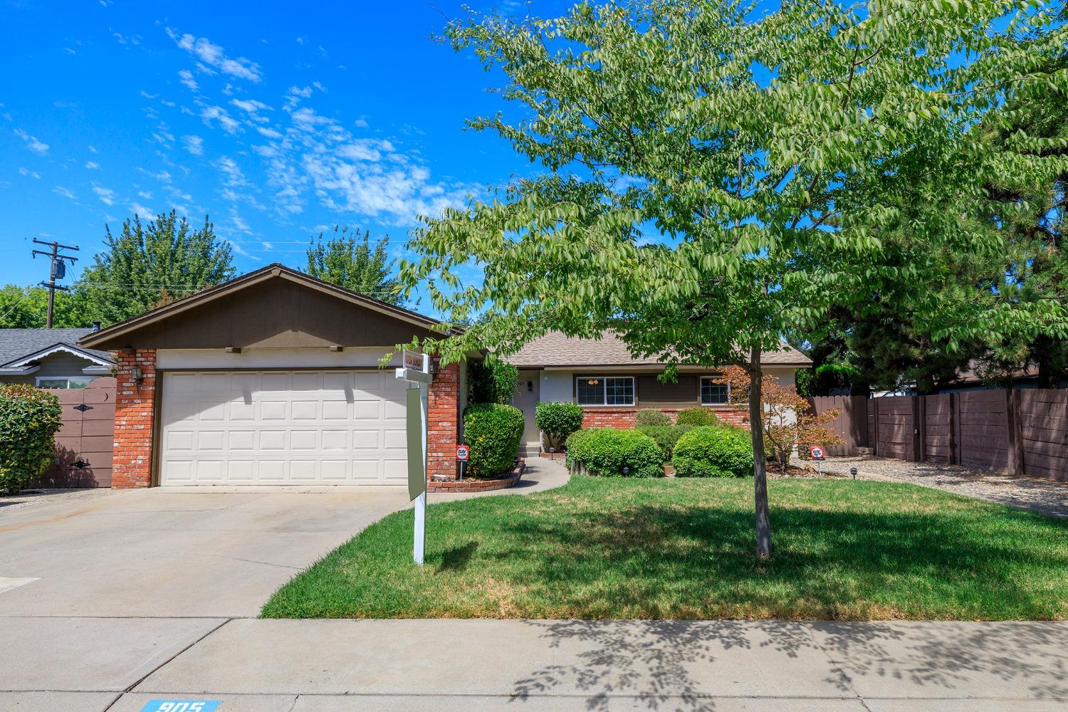 Detail Gallery Image 1 of 1 For 905 Charleston Ave, Modesto,  CA 95350 - 3 Beds | 2 Baths