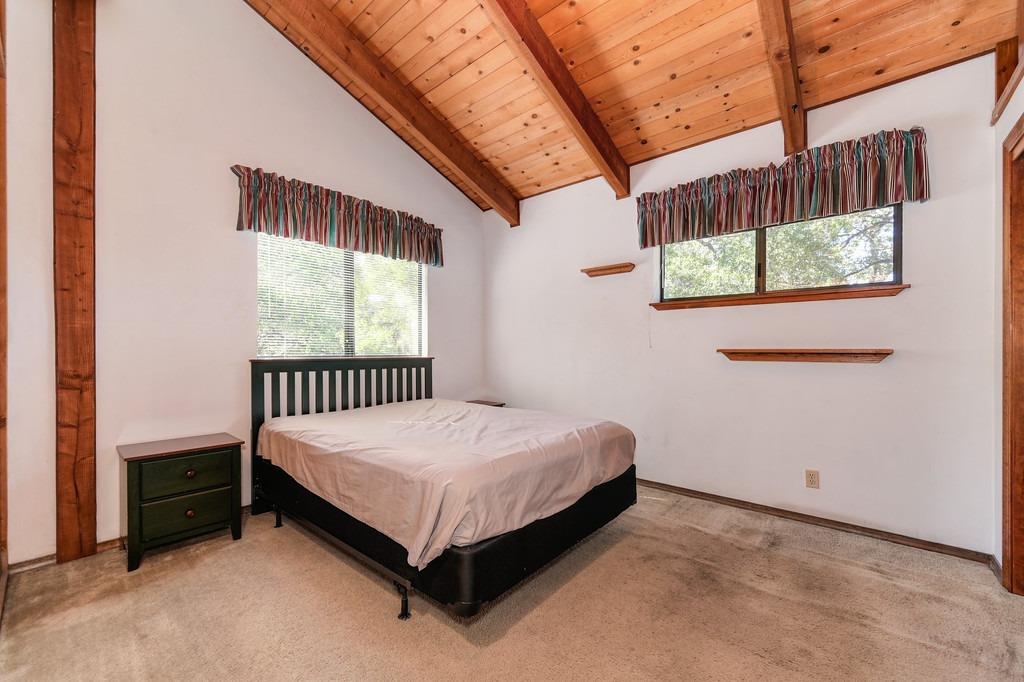 Detail Gallery Image 32 of 76 For 2220 Rycarba Ln, Cool,  CA 95614 - 3 Beds | 2/1 Baths