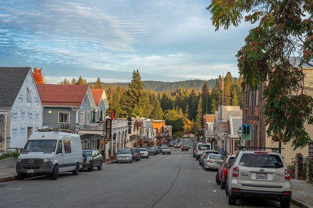 Detail Gallery Image 68 of 76 For 848 Nevada St, Nevada City,  CA 95959 - 3 Beds | 2/1 Baths