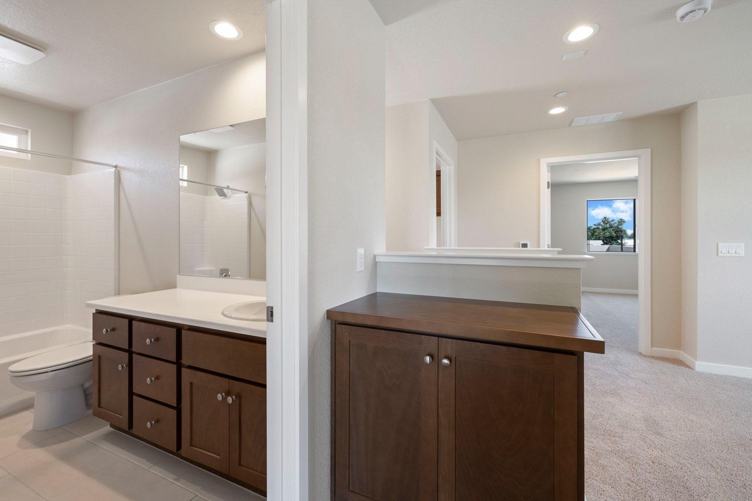 Detail Gallery Image 22 of 26 For 422 Peppercorn Dr, Turlock,  CA 95380 - 4 Beds | 2/1 Baths