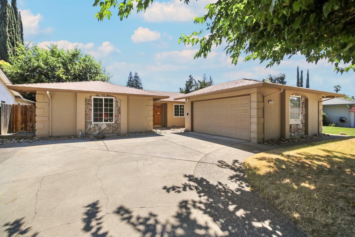 Detail Gallery Image 1 of 1 For 8932 Sawtelle Way, Sacramento,  CA 95826 - 3 Beds | 2 Baths