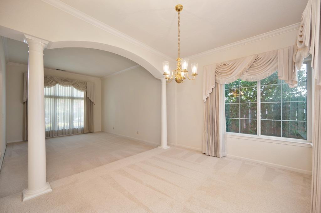 Detail Gallery Image 15 of 56 For 5233 Willow Park Ct, Carmichael,  CA 95608 - 4 Beds | 2/1 Baths