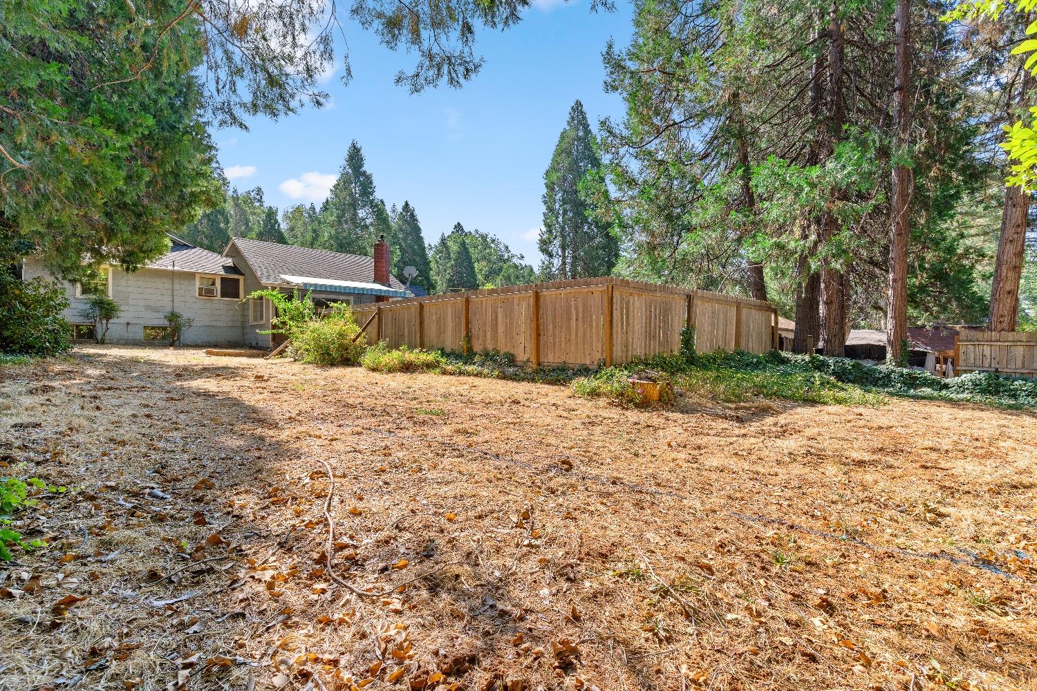 Detail Gallery Image 38 of 47 For 11296 Cedar Ridge Dr, Grass Valley,  CA 95945 - 4 Beds | 2 Baths