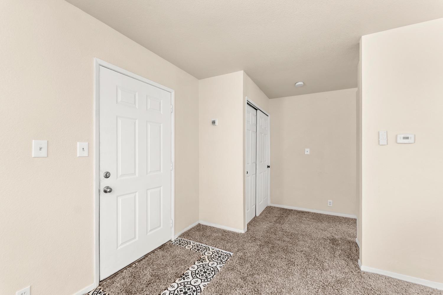 Detail Gallery Image 8 of 31 For 2616 Selma St, Sacramento,  CA 95815 - 2 Beds | 1 Baths