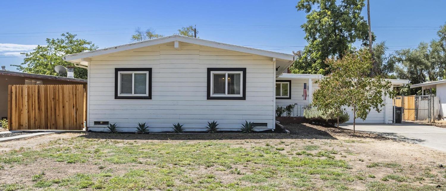 Detail Gallery Image 5 of 30 For 4104 Boone Ln, Sacramento,  CA 95821 - 3 Beds | 2 Baths